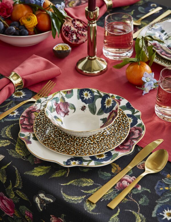 12 Piece Creatures of Curiosity Dinner Set 12 Piece Creatures of Curiosity Dinner Set