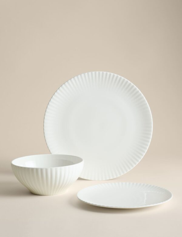 12 Piece Hampton Fluted Dinner Set
