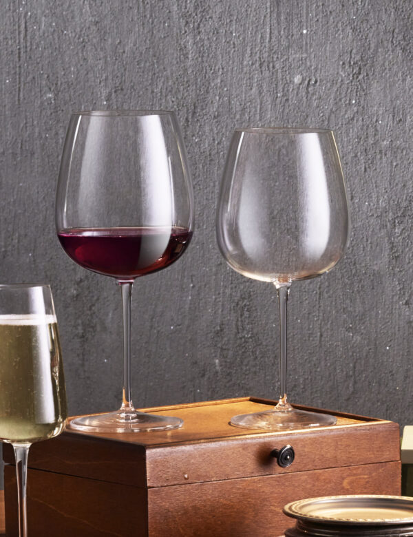Set of 4 Talismano White Wine Glasses